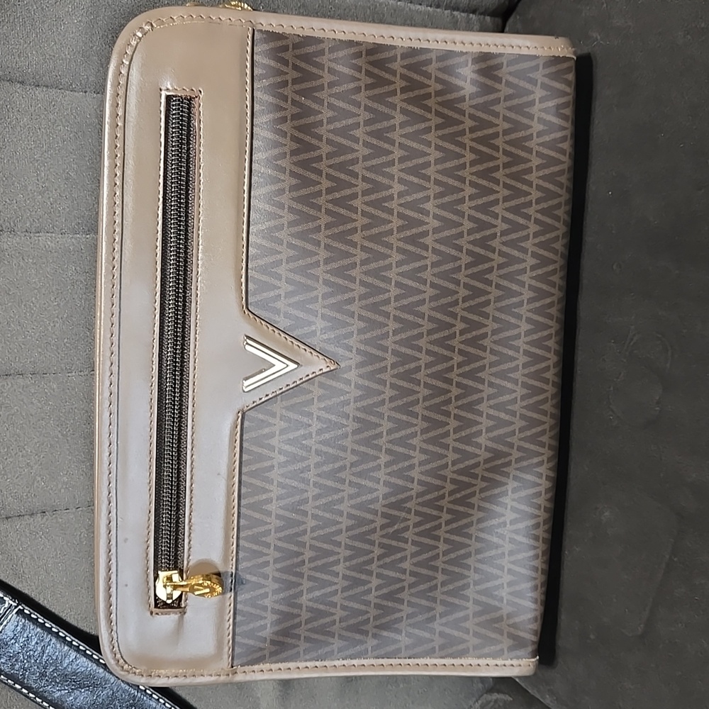 Mario Valentino Vintage Tolietry Bag